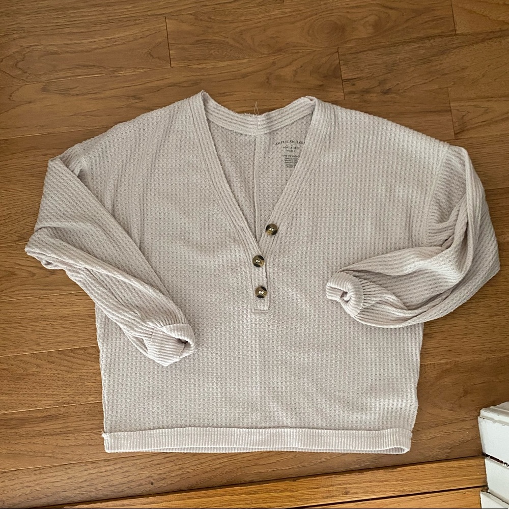 American eagle sweater